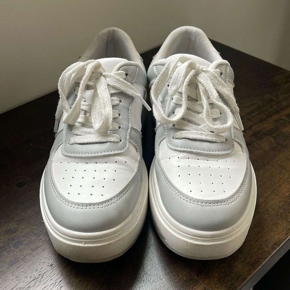 Madden Girl Sneakers "Natalie" Size 7.5